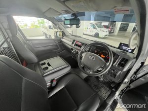 Toyota Hiace 3.0M