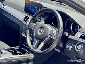 Mercedes-Benz E-Class E200 AMG Edition E Sunroof