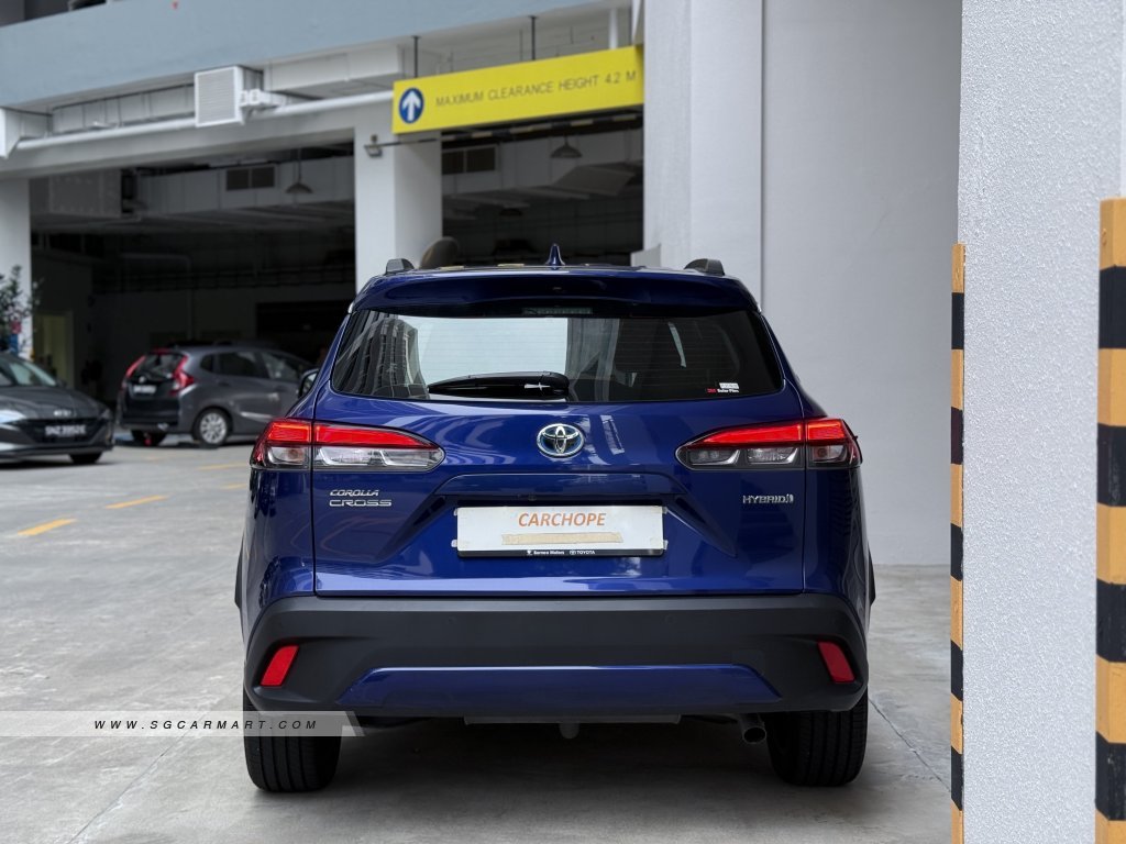 Toyota Corolla Cross Hybrid 2.0A Premium