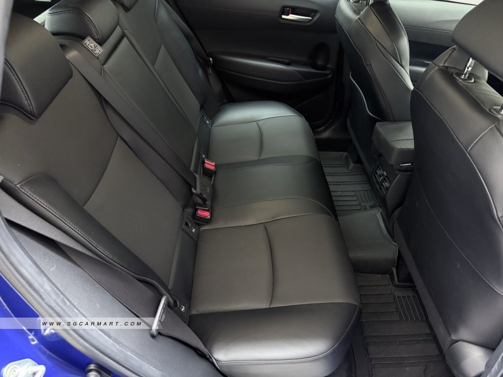 Toyota Corolla Cross Hybrid 2.0A Premium
