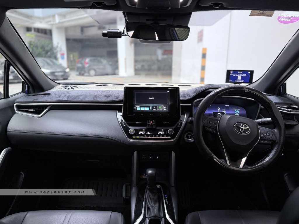 Toyota Corolla Cross Hybrid 2.0A Premium