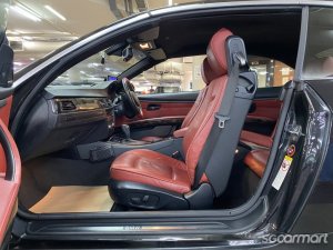 BMW 3 Series 323i Convertible (COE till 09/2028)