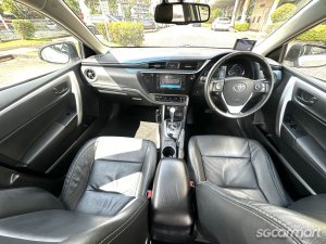 Toyota Corolla Altis 1.6A Elegance