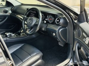Mercedes-Benz E-Class E200 Avantgarde