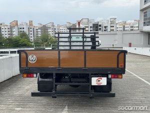 Mitsubishi Fuso Canter FECX1