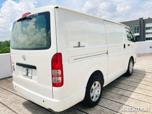 Toyota Hiace 2.8A