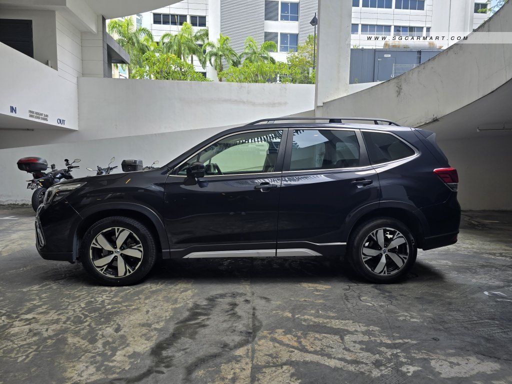 Subaru Forester 2.0i-S EyeSight Sunroof