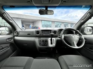 Nissan NV350 Caravan 2.0A DX