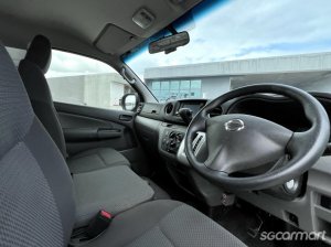 Nissan NV350 Caravan 2.0A DX
