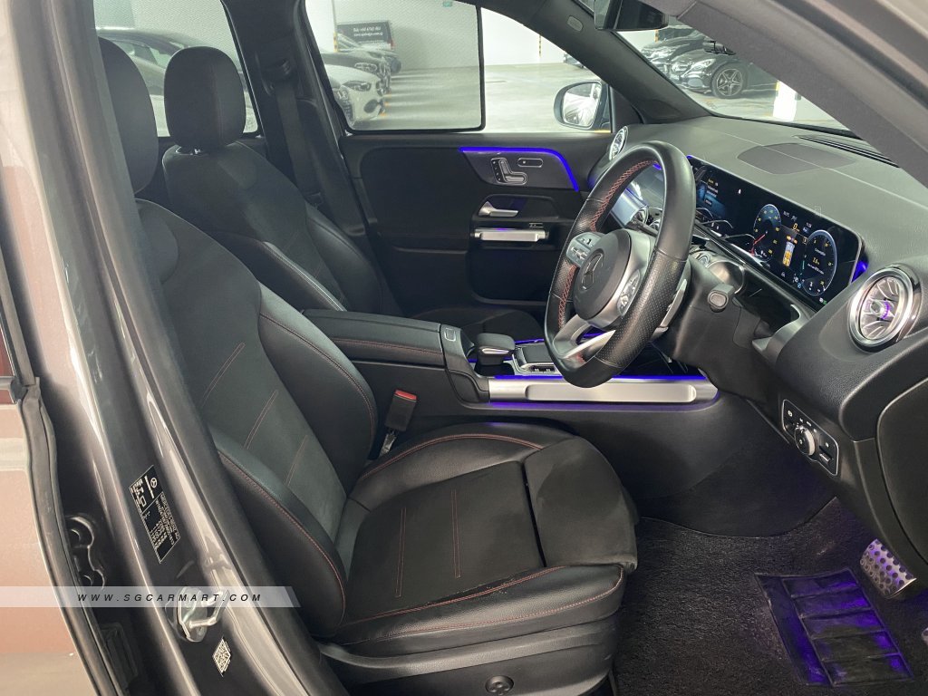 Mercedes-Benz GLB-Class GLB200 AMG Line Premium Plus