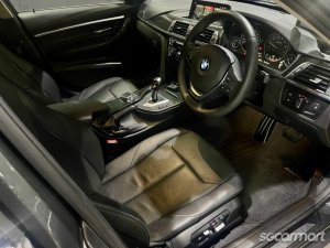 BMW 3 Series 318i Luxury