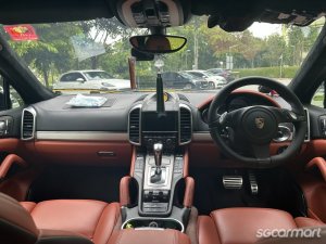 Porsche Cayenne Turbo 4.8A Tip (COE till 01/2031)