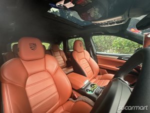 Porsche Cayenne Turbo 4.8A Tip (COE till 01/2031)