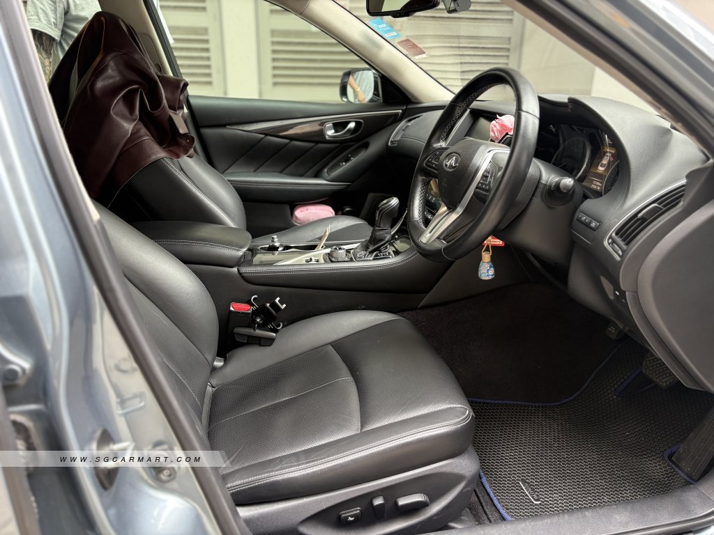 Infiniti Q50 2.0A T Luxe