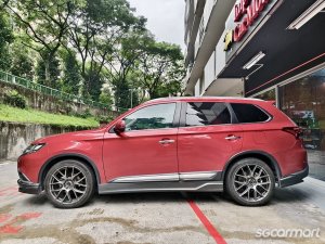 Mitsubishi Outlander 2.4A Sunroof