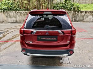 Mitsubishi Outlander 2.4A Sunroof