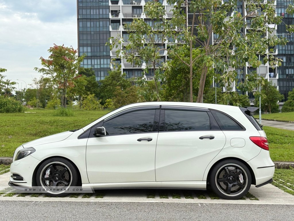 Mercedes-Benz B-Class B180 (COE till 02/2034)