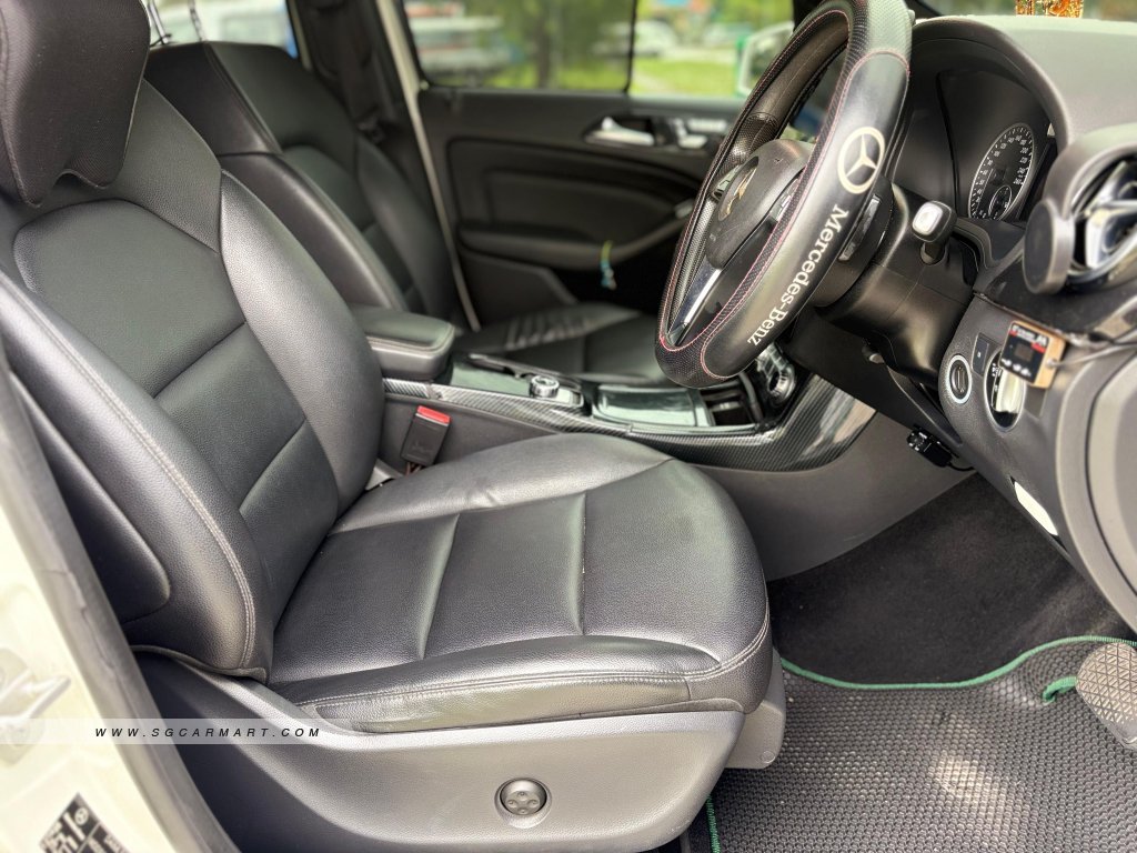 Mercedes-Benz B-Class B180 (COE till 02/2034)