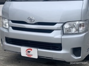 Toyota Hiace Commuter 3.0A