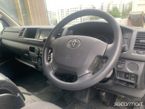 Toyota Hiace Commuter 3.0A