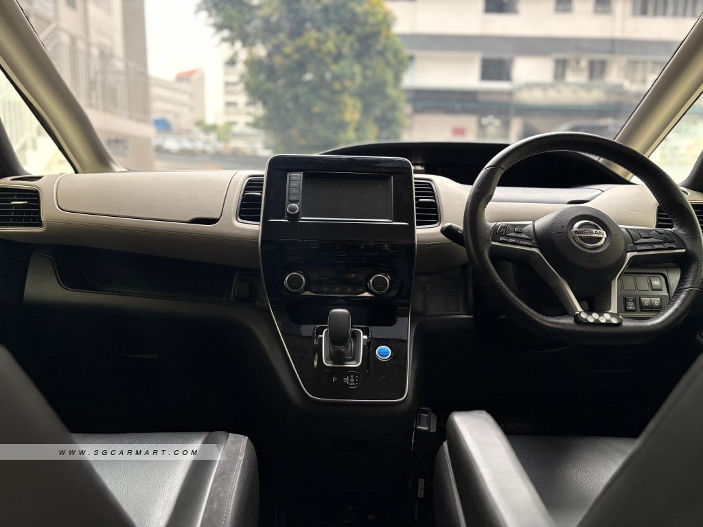 Nissan Serena e-POWER Hybrid 1.2A Highway Star Premium