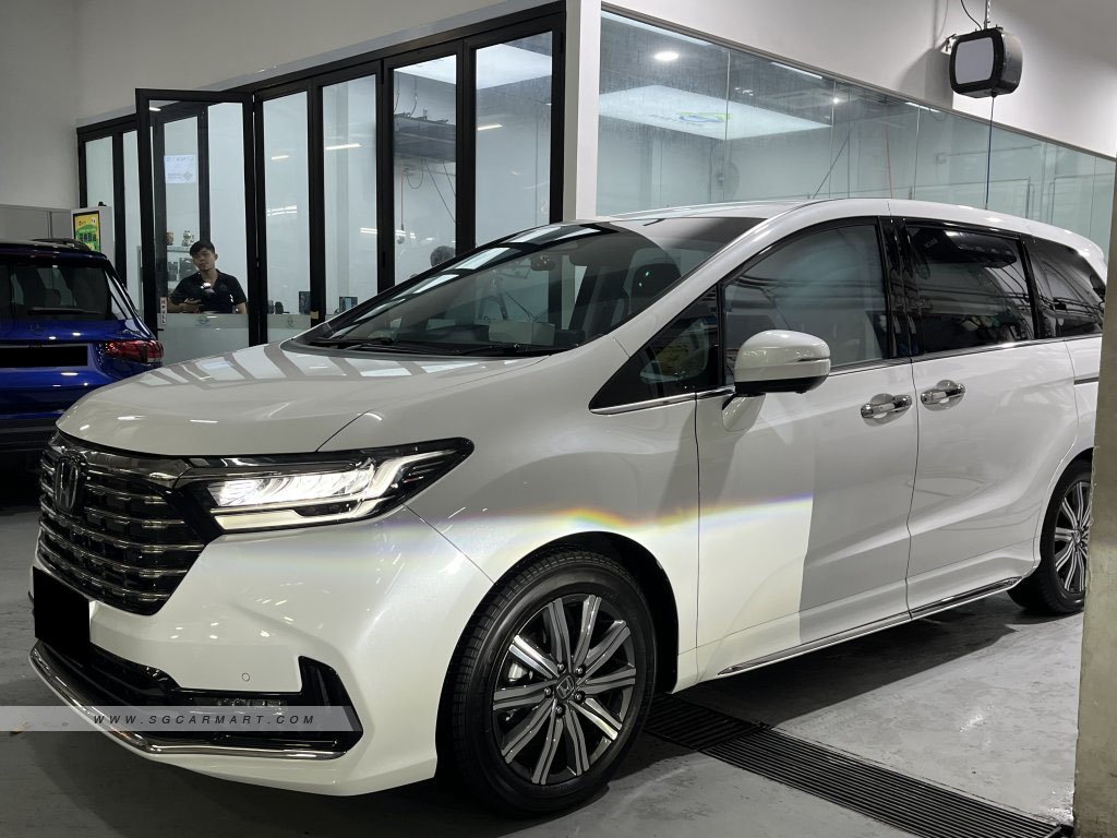 Honda Odyssey Hybrid 2.0A e-HEV Absolute