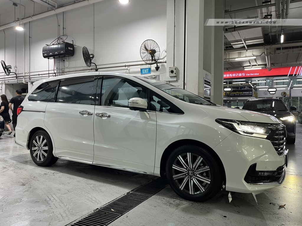 Honda Odyssey Hybrid 2.0A e-HEV Absolute