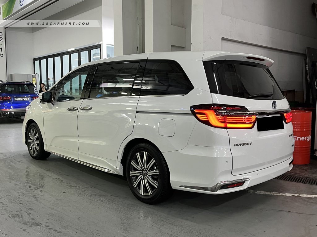 Honda Odyssey Hybrid 2.0A e-HEV Absolute