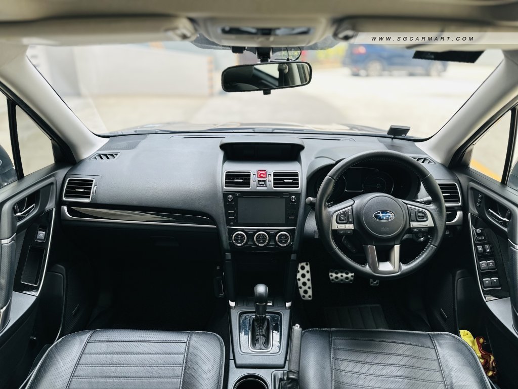 Subaru Forester 2.0A XT Sunroof
