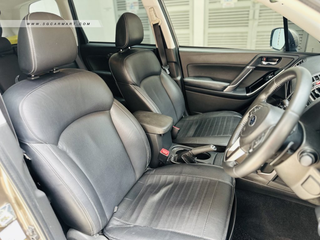 Subaru Forester 2.0A XT Sunroof