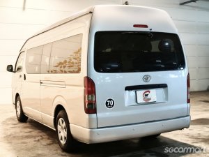 Toyota Hiace Commuter 3.0A
