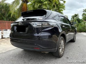 Toyota Harrier 2.0A Premium Panoramic Roof