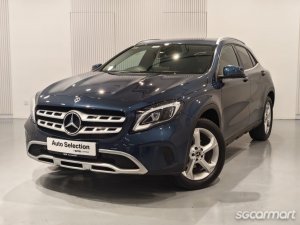 Mercedes-Benz GLA-Class GLA180 Urban Edition-thumbnail