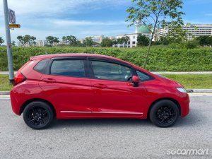 Honda Jazz 1.3A (New 5-yr COE)
