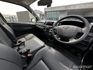 Toyota Hiace 3.0M