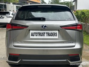 Lexus NX Hybrid NX300h Executive
