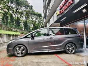 Honda Odyssey 2.4A EXV-S Sunroof