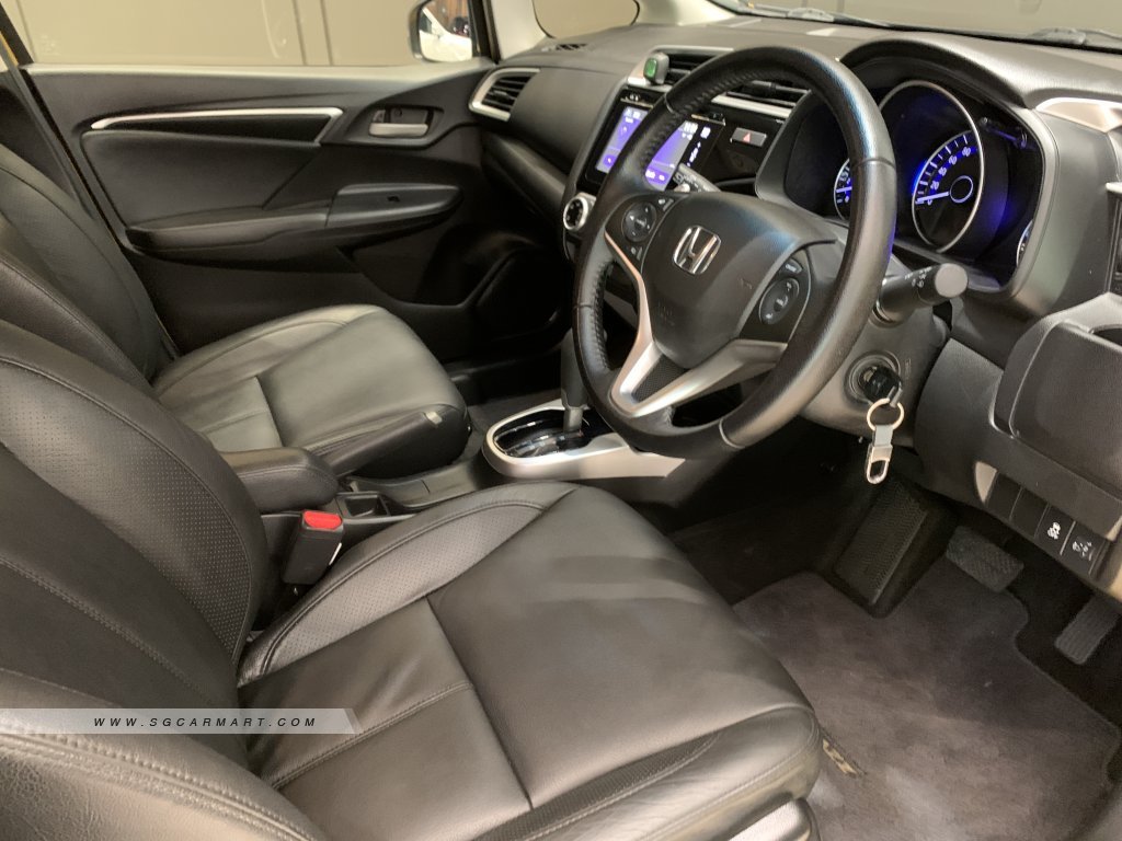 Honda Jazz 1.3A