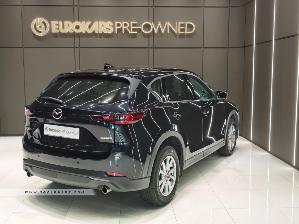 Mazda CX-5 2.0A Luxury