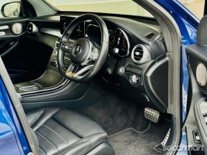 Mercedes-Benz GLC-Class GLC300 Coupe Mild Hybrid AMG Line 4MATIC Premium Plus