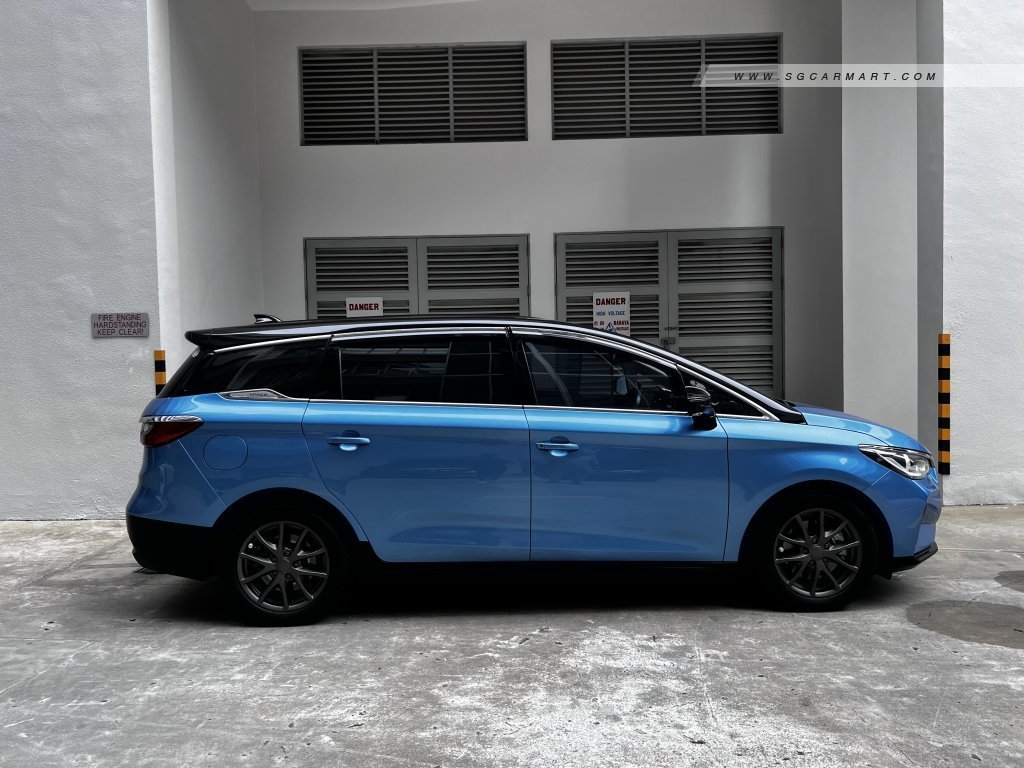 BYD e6 Electric