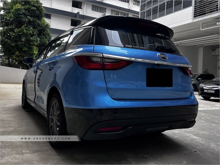 BYD e6 Electric