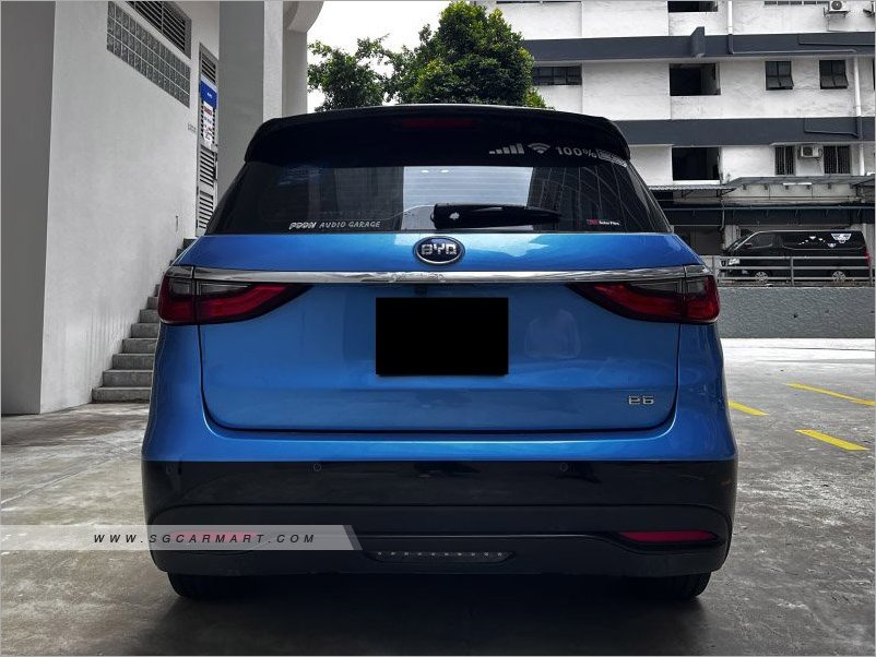 BYD e6 Electric