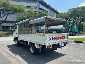 Hino Dutro 2.8M