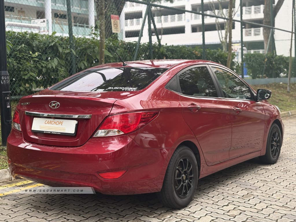 Hyundai Accent 1.4A