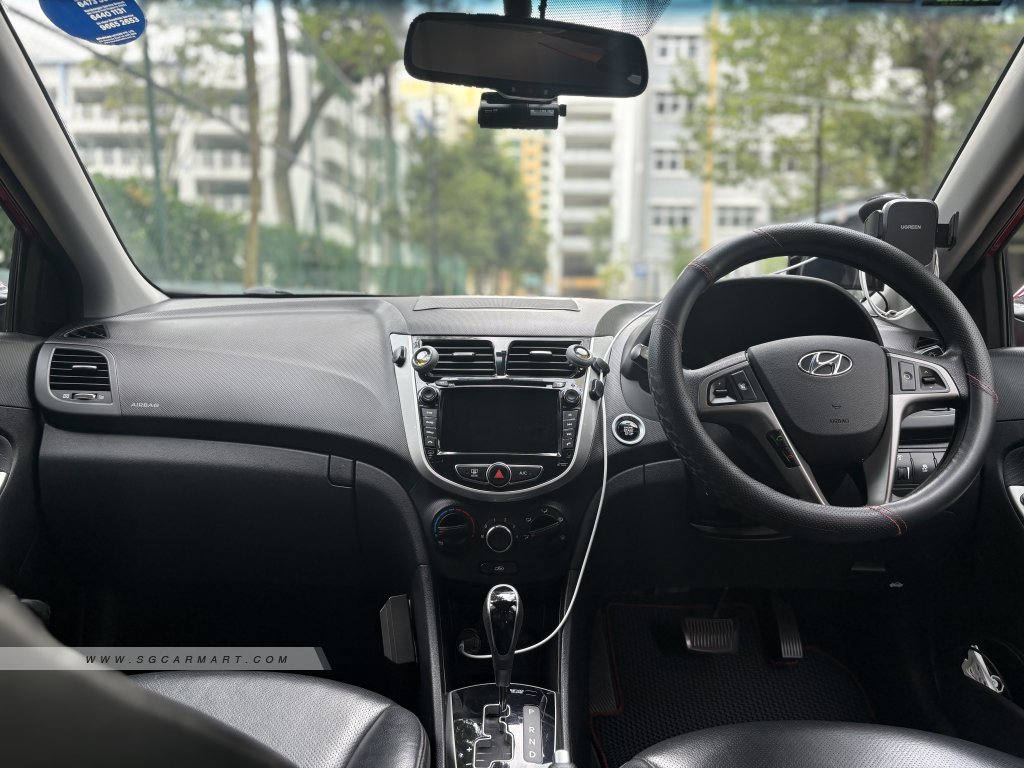Hyundai Accent 1.4A