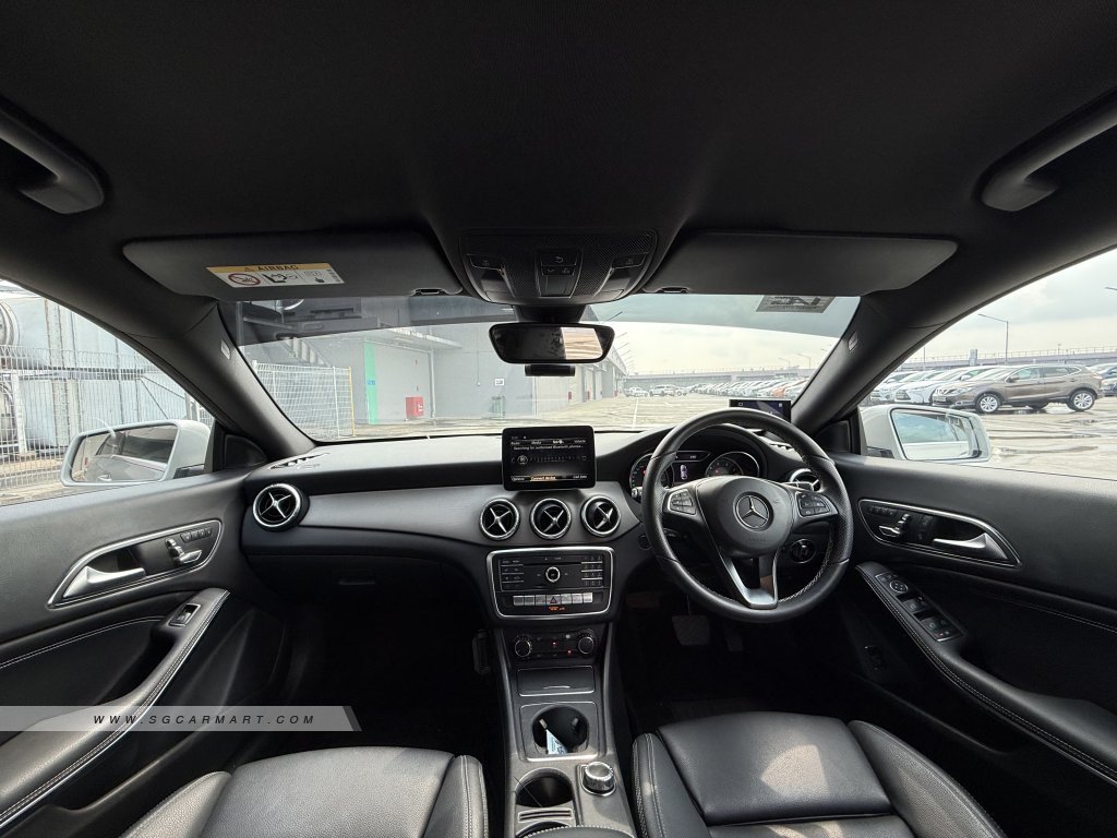 Mercedes-Benz CLA-Class CLA180 Urban