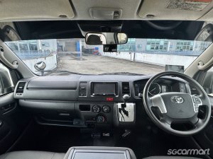 Toyota Hiace 2.8A DX