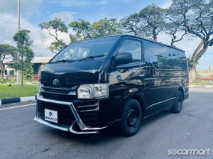 Toyota Hiace 2.8A DX