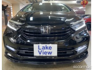 Honda Shuttle Hybrid 1.5A G Honda Sensing